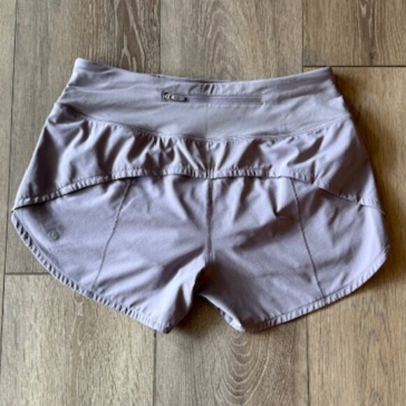 Lululemon Speed Up Mid-Rise 4" Shorts Lilac Sz 6 - Picture 3 of 6